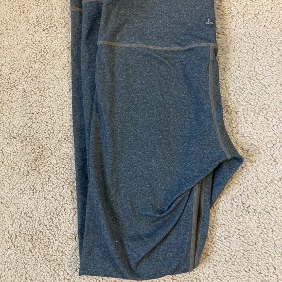 Prana Transfrom Leggings bundle! Size small, navy blue and charcoal grey. - Picture 7 of 13